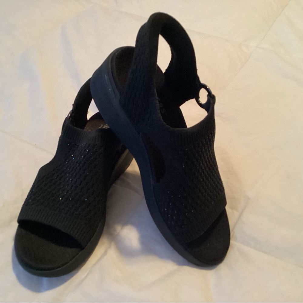 Skechers Women's Black Open-Toe Sandals